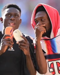 乐鱼官网-图片报：恩迪亚耶首次在拜仁首发，今夏去留仍未有定论