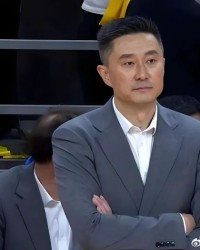 乐鱼线上服务-0分0板3犯规！不止徐昕焦泊乔，CBA状元郎也被杜锋用废了|广东|王少杰|易建联|周琦|篮板_新浪新闻